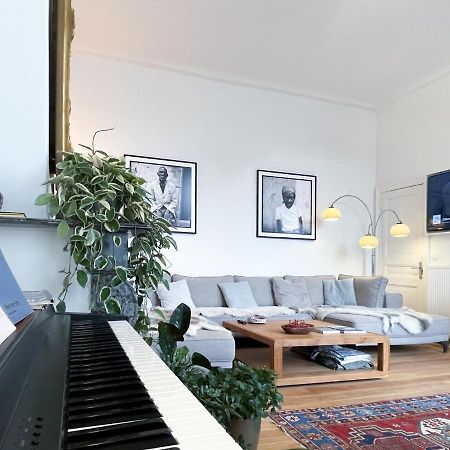 Appartement Spacieux & Calme Avec Vue Sur L'Escaut Tournai Esterno foto