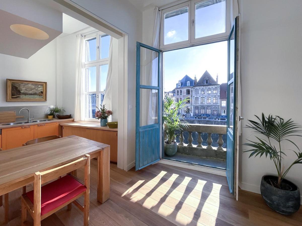 Appartement Spacieux & Calme Avec Vue Sur L'Escaut Tournai Esterno foto
