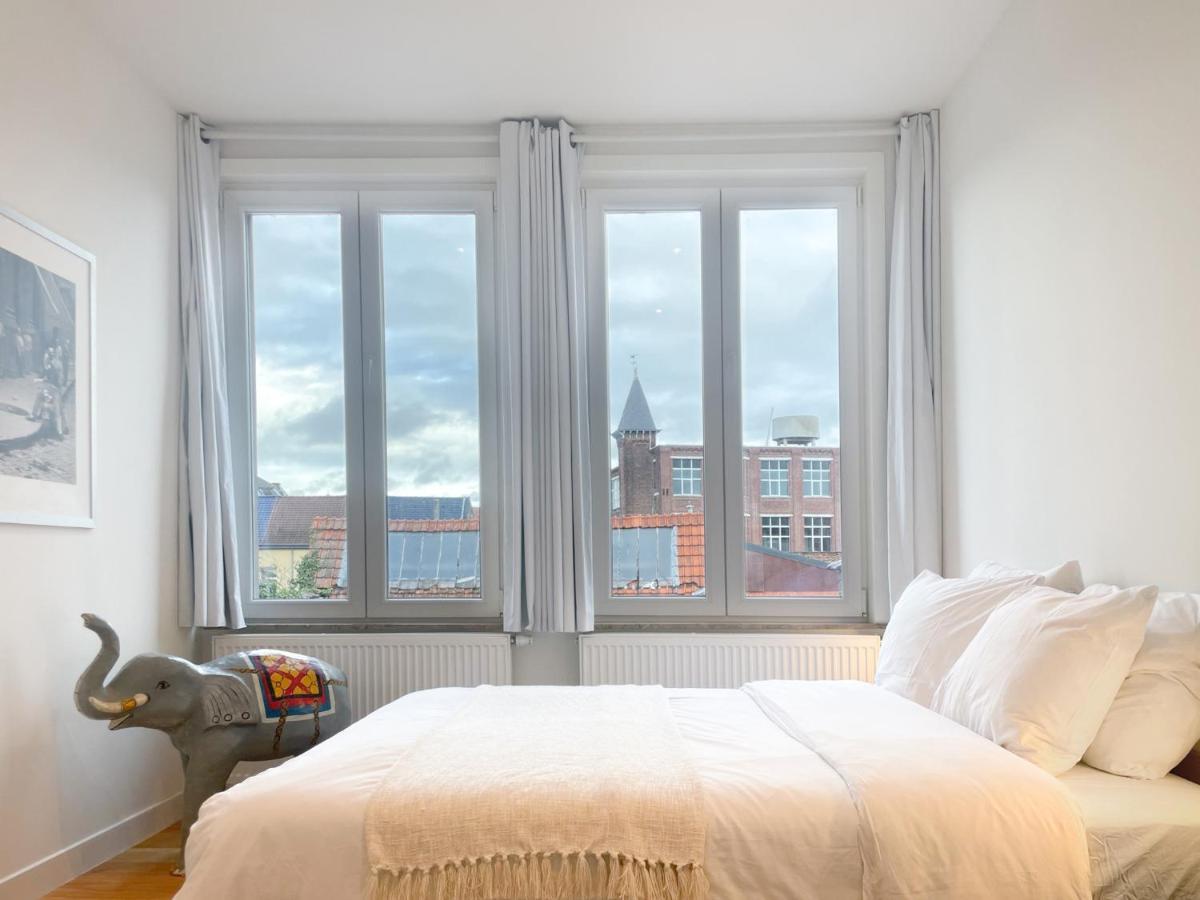 Appartement Spacieux & Calme Avec Vue Sur L'Escaut Tournai Esterno foto